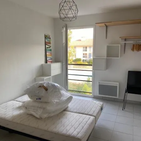 Apartament Bel Dans Avec Piscine Roquebrune-sur Argens